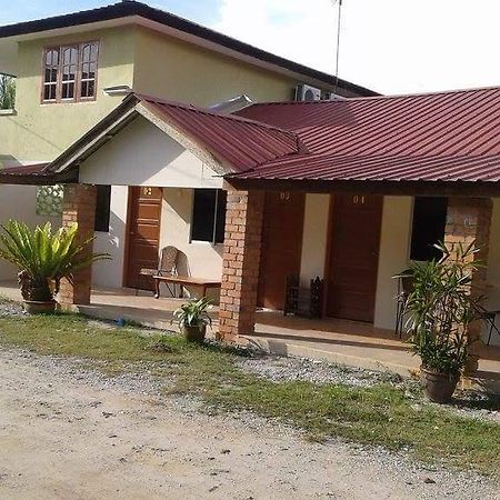 Mai Chenang Guesthouse Pantai Cenang  Esterno foto