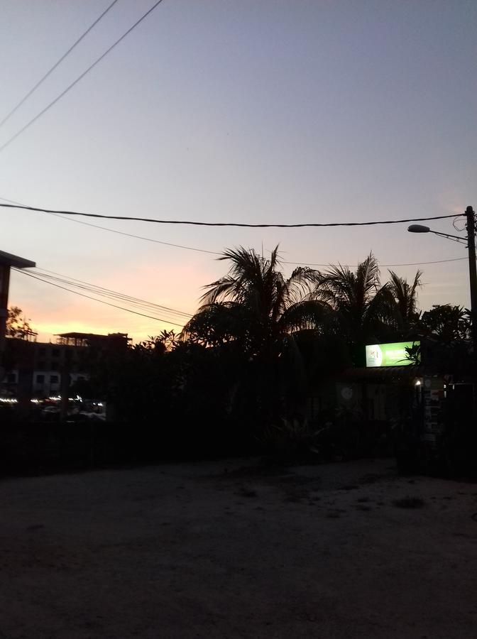 Mai Chenang Guesthouse Pantai Cenang  Esterno foto