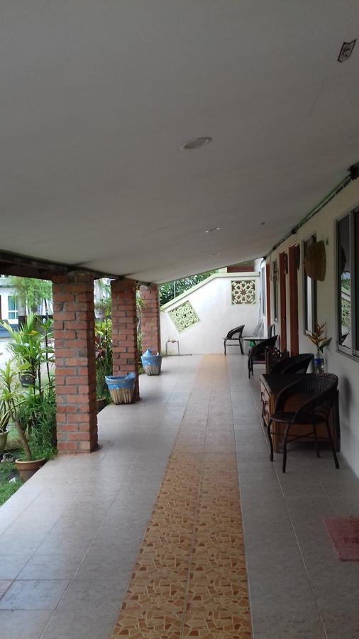 Mai Chenang Guesthouse Pantai Cenang  Esterno foto
